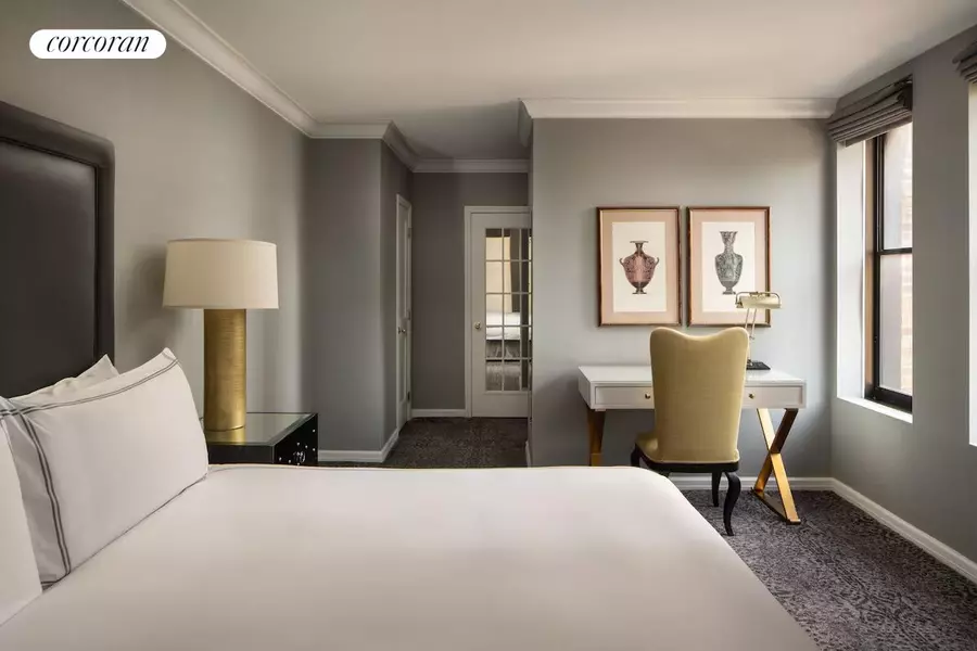 200 W 56TH Street #904, Manhattan, NY 10019