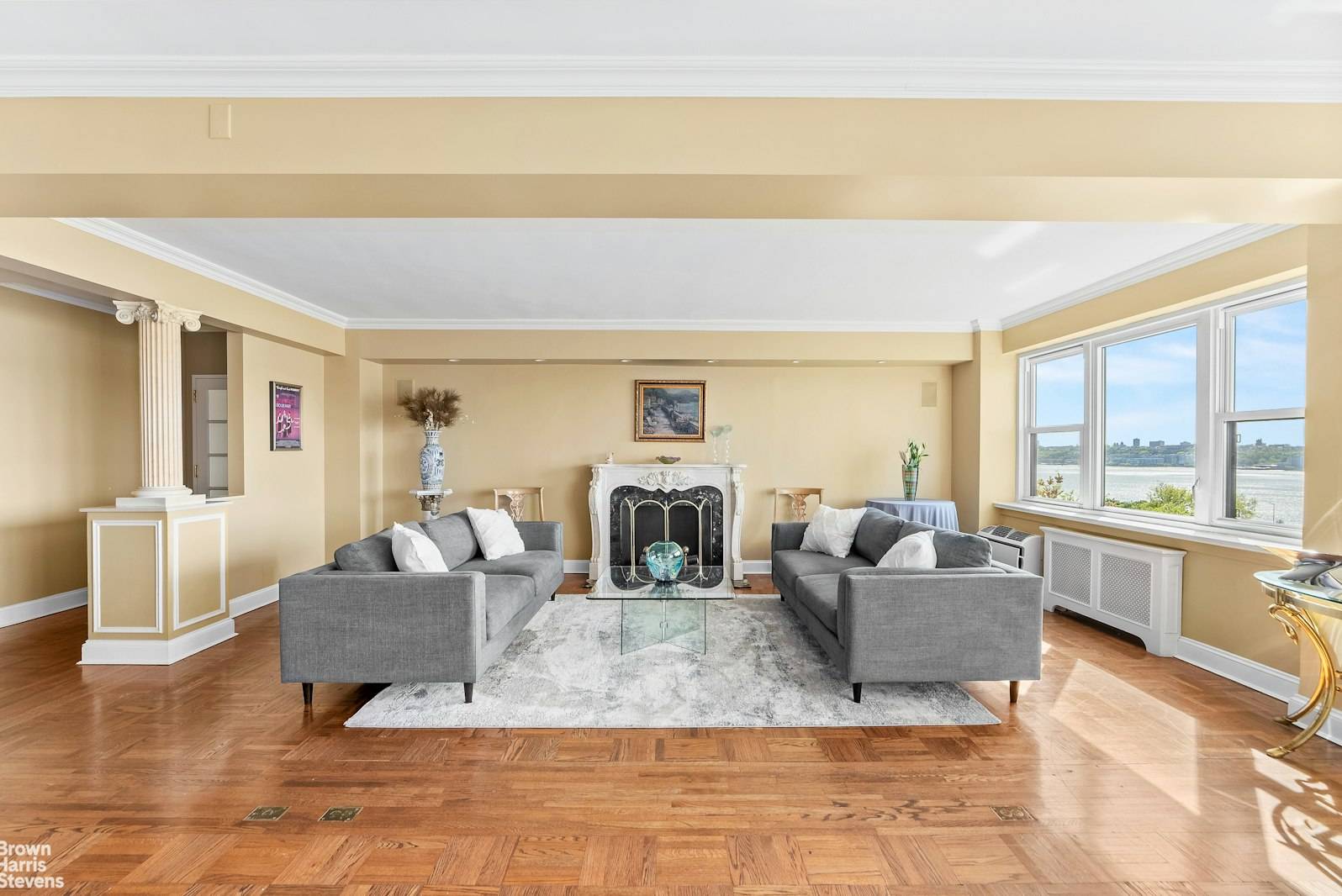 Manhattan, NY 10023,11 RIVERSIDE Drive #8EW