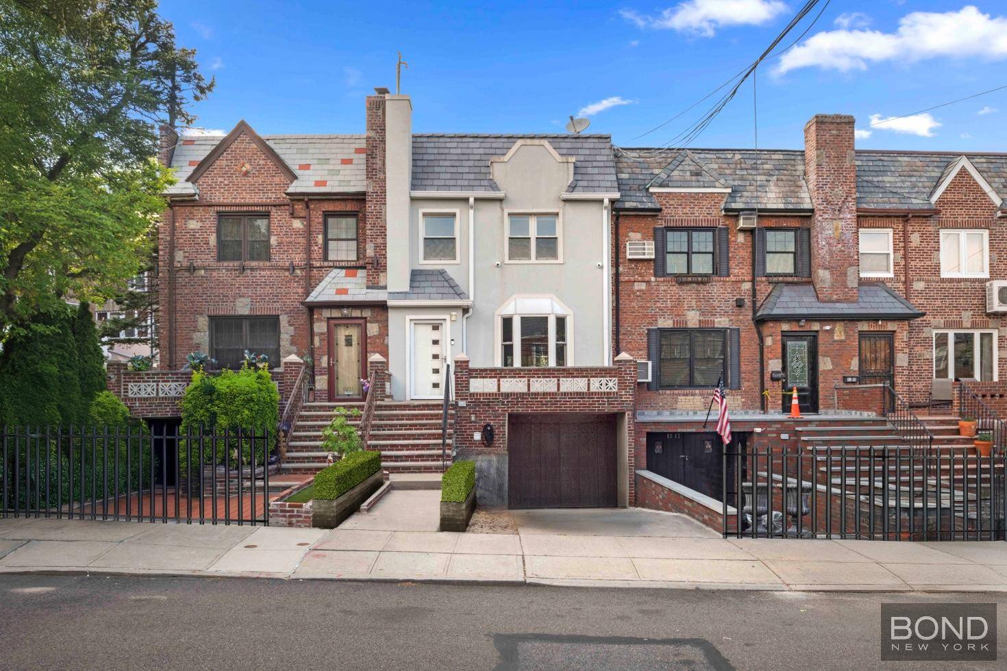 82-15 Penelope Avenue, Queens, NY 11379