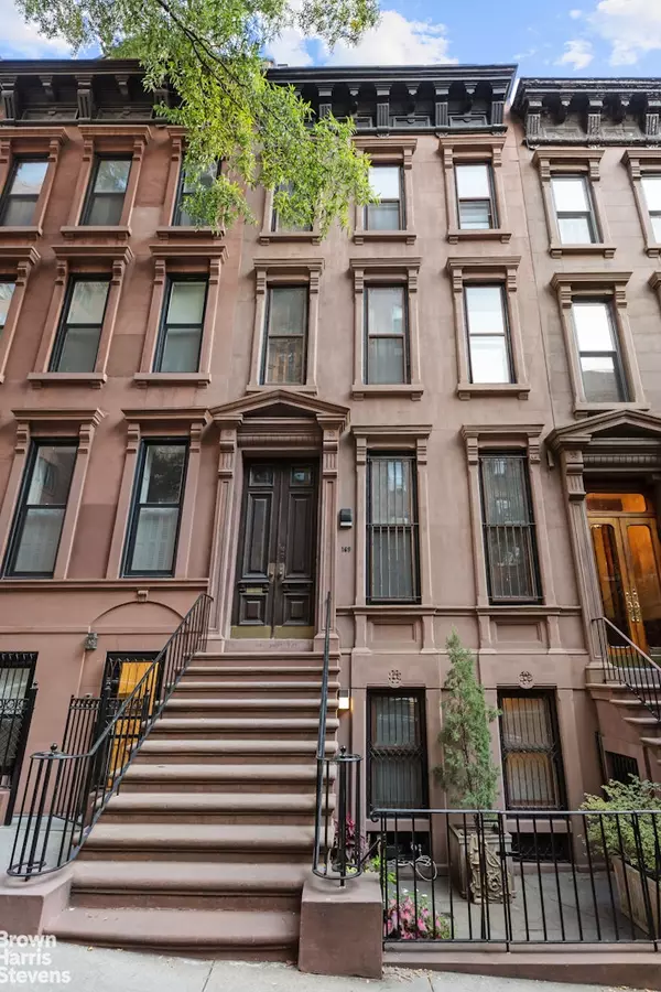 169 E 94TH Street, Manhattan, NY 10128