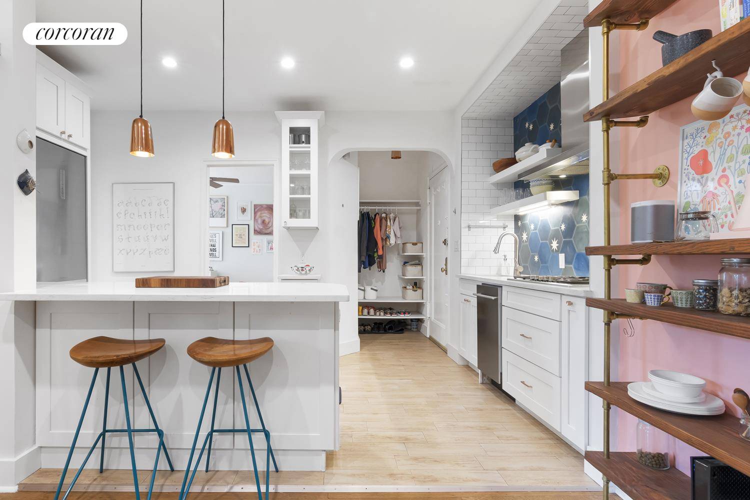 Brooklyn, NY 11218,140 E 2ND Street #6F