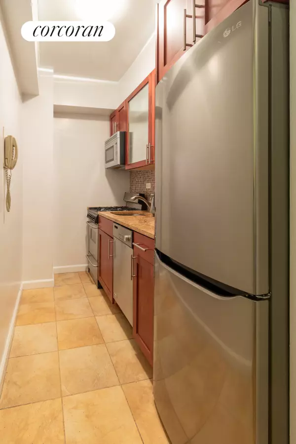 Manhattan, NY 10023,11 RIVERSIDE Drive #4KW