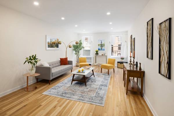 25 INDIAN Road #4G, Manhattan, NY 10034