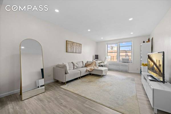 759 E 10th Street #7H, Brooklyn, NY 11230