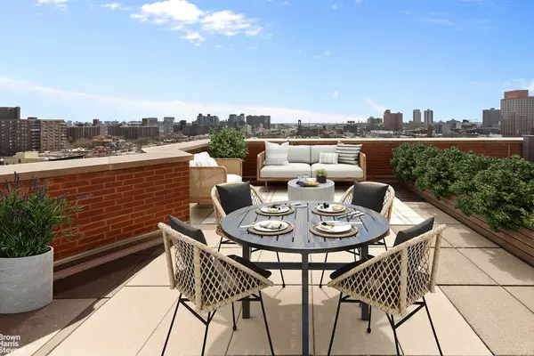 Manhattan, NY 10027,380 LENOX Avenue #PHK