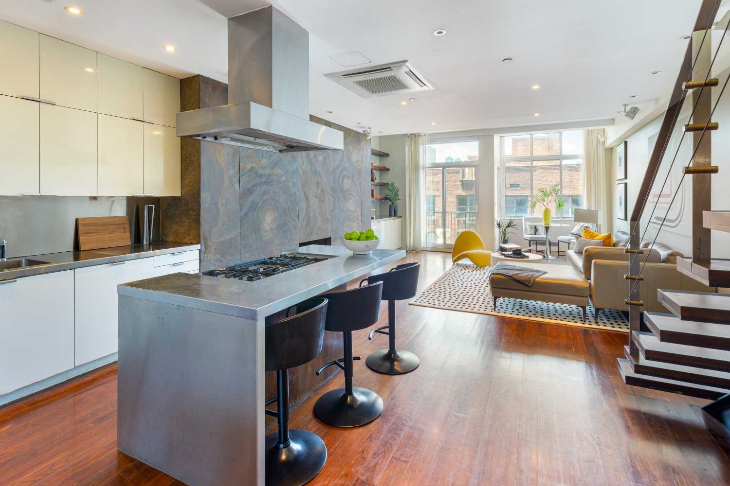 312 E 22ND Street #PHC, Manhattan, NY 10010