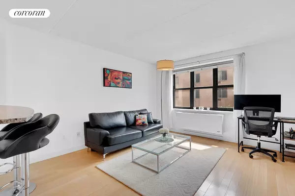 Manhattan, NY 10036,516 W 47TH Street #S4M