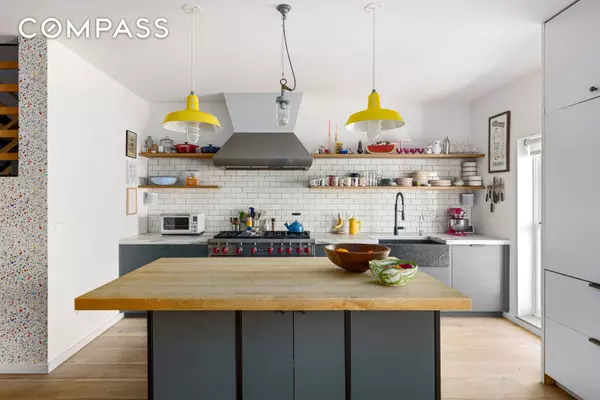 Brooklyn, NY 11201,113 A Columbia Street