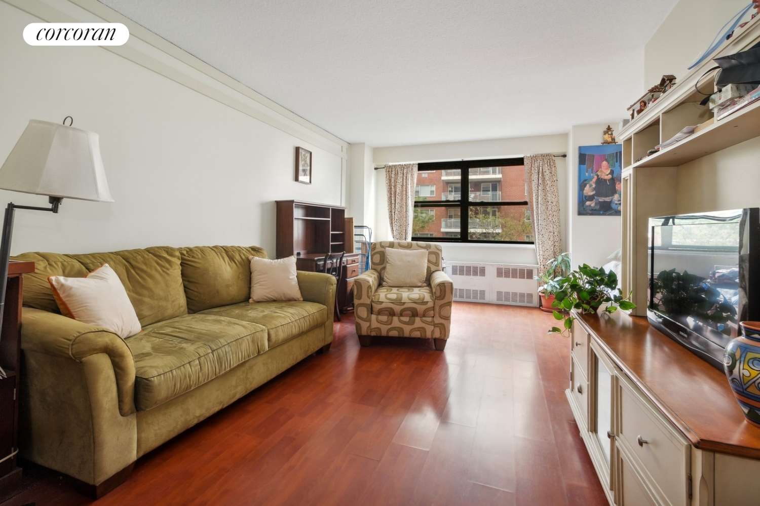 Queens, NY 11377,39-60 54TH Street #B3