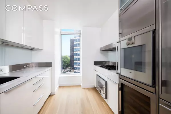 Manhattan, NY 10065,400 E 67th Street #7G