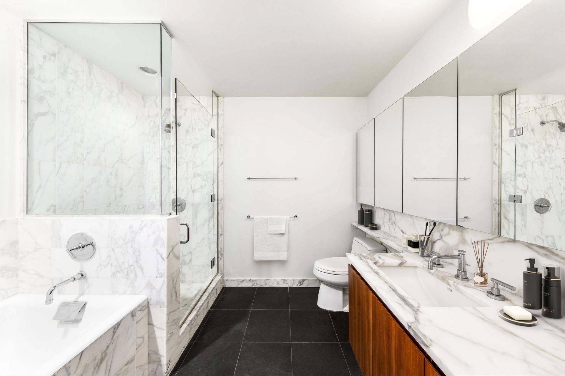 Manhattan, NY 10013,505 GREENWICH Street #8AW