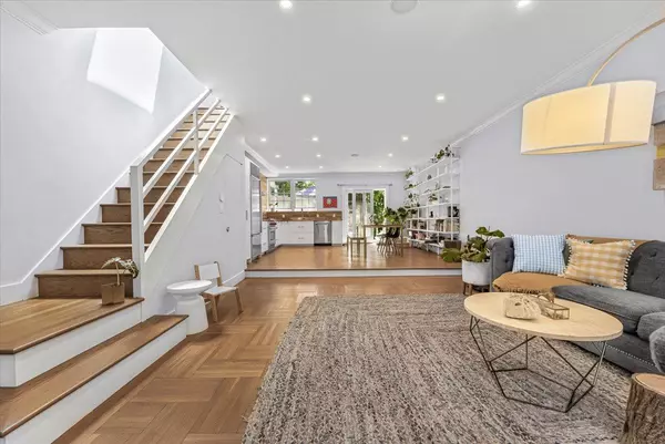 3226 IRWIN Avenue, Bronx, NY 10463