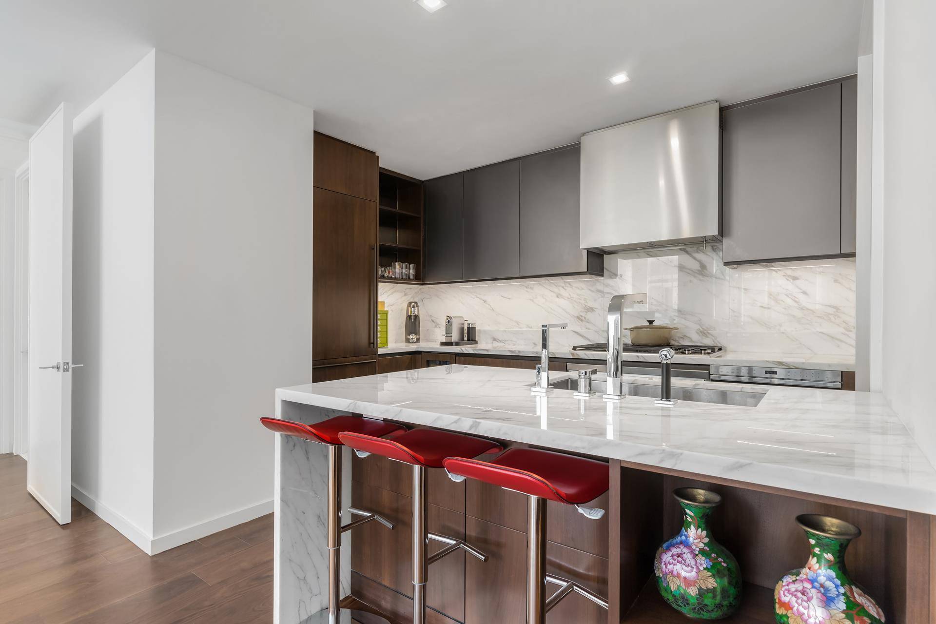 Manhattan, NY 10023,1 W END Avenue #14E