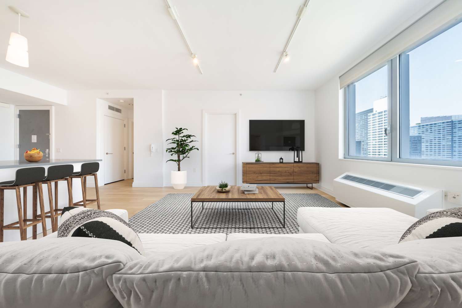 Manhattan, NY 10019,550 W 54TH Street #22O