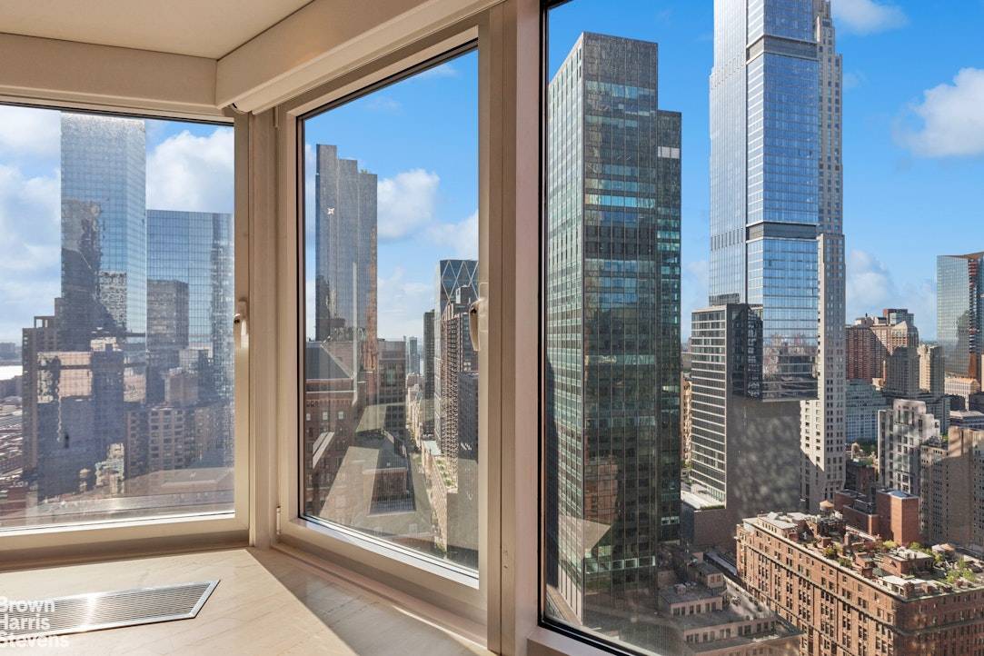 Manhattan, NY 10019,150 W 56TH Street #3607