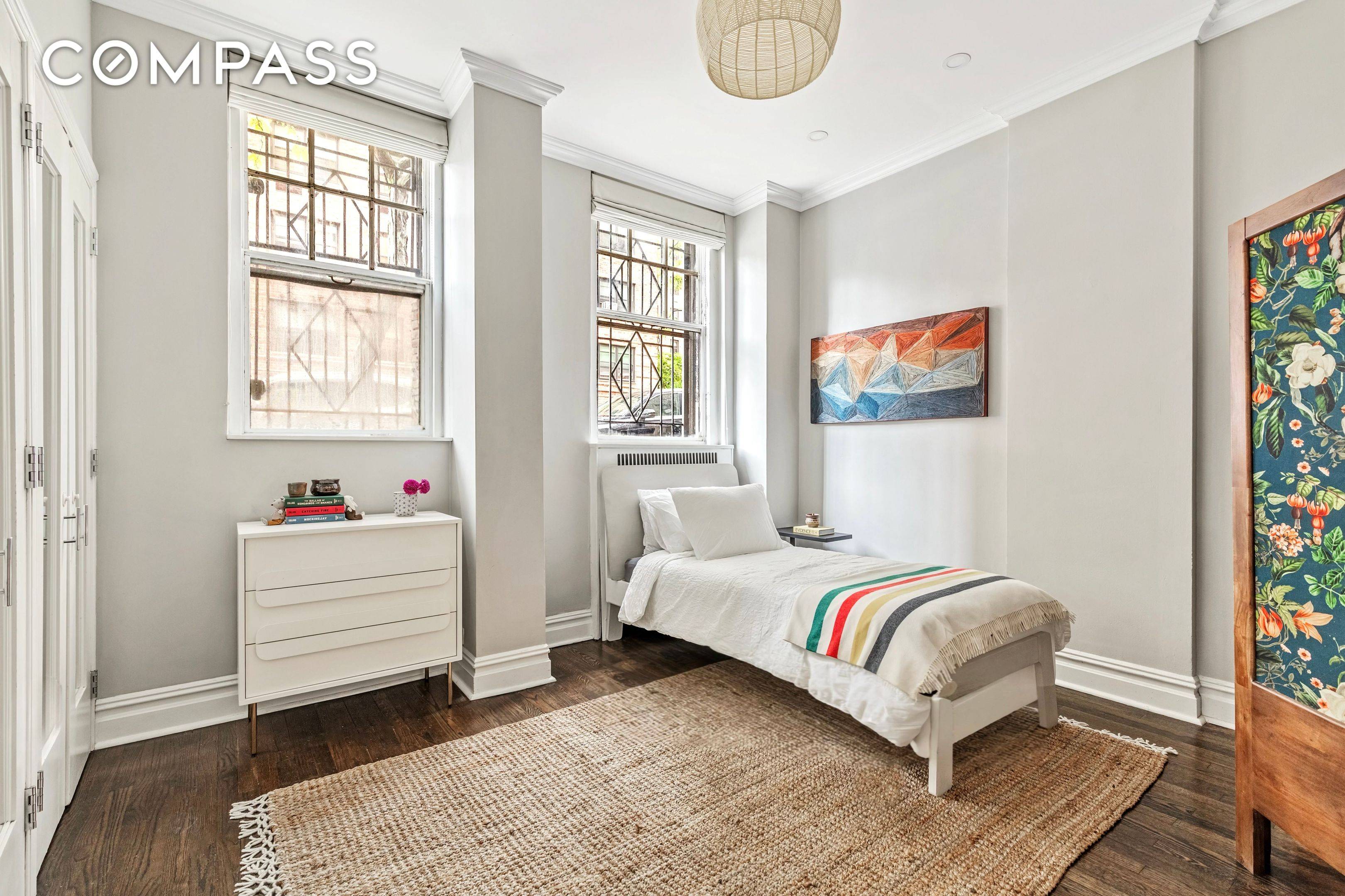 Manhattan, NY 10023,5 Riverside Drive #1C