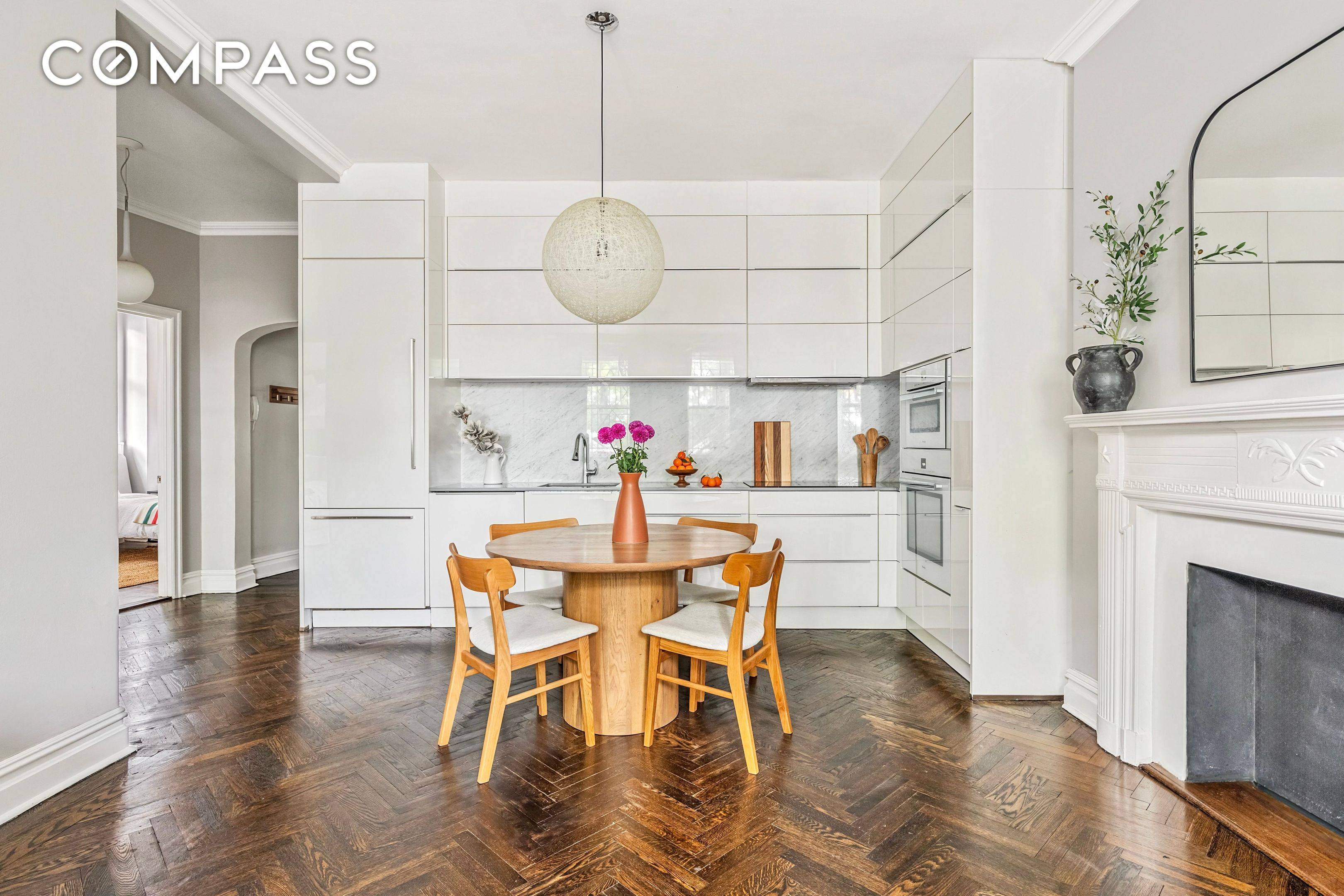 Manhattan, NY 10023,5 Riverside Drive #1C