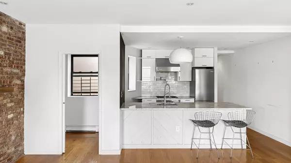 Manhattan, NY 10029,319 E 105TH Street #6E