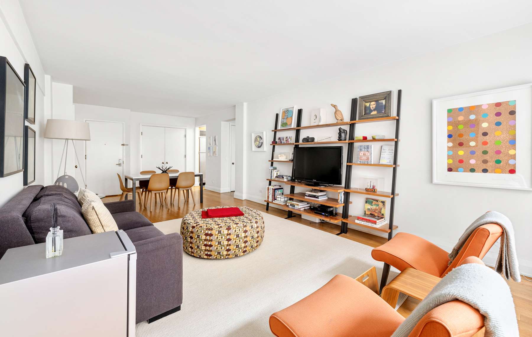 Manhattan, NY 10022,211 E 51st Street #2G