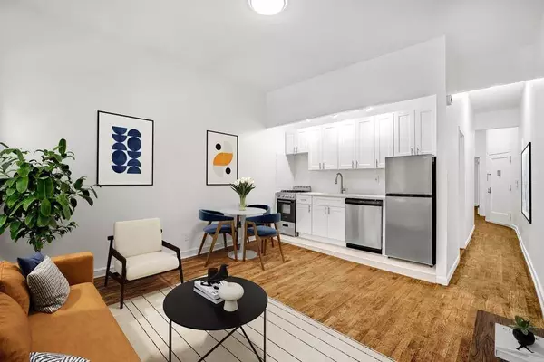 Manhattan, NY 10036,406 W 46th Street #3B