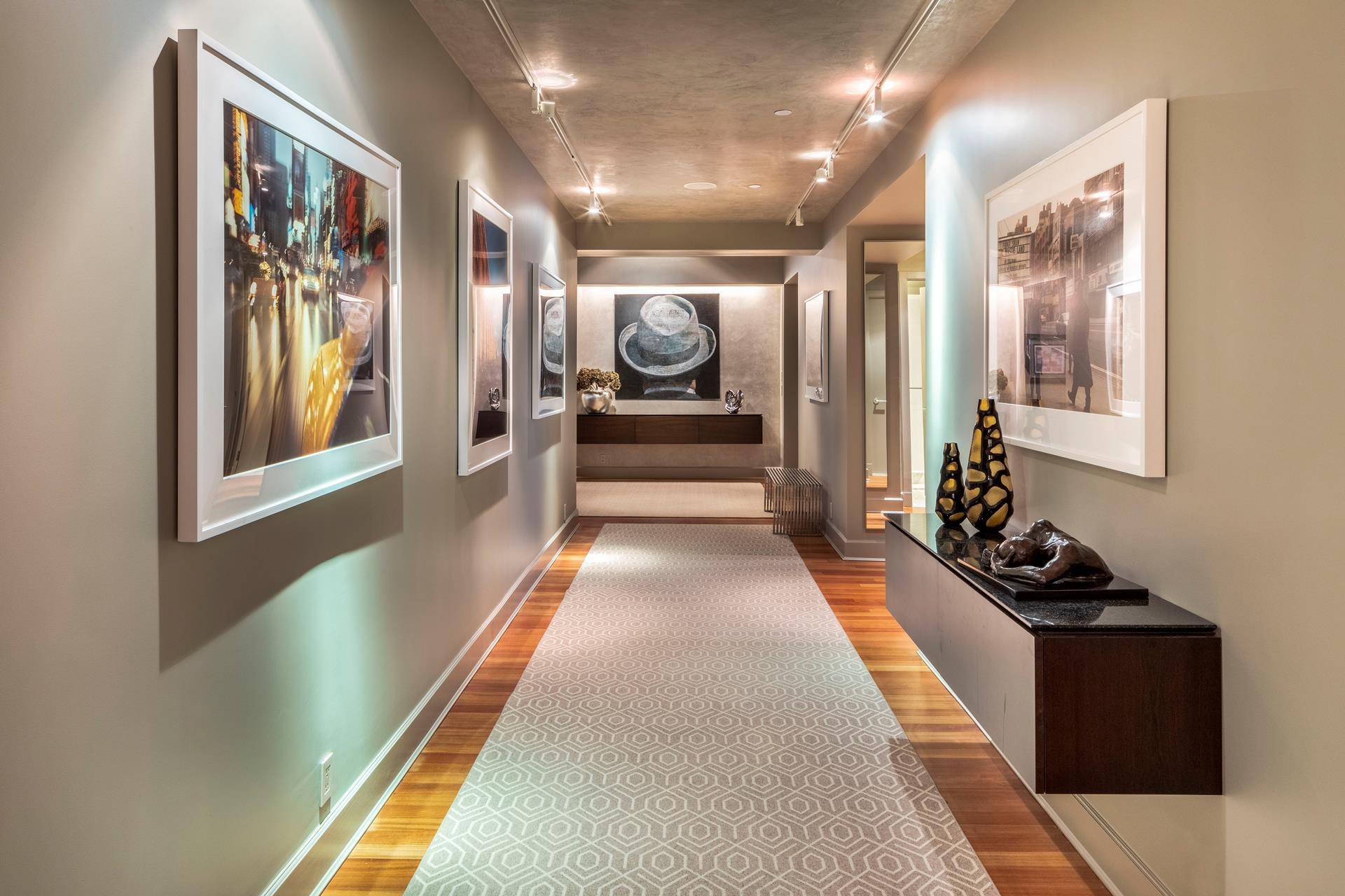 Manhattan, NY 10023,43 W 64TH Street #6A