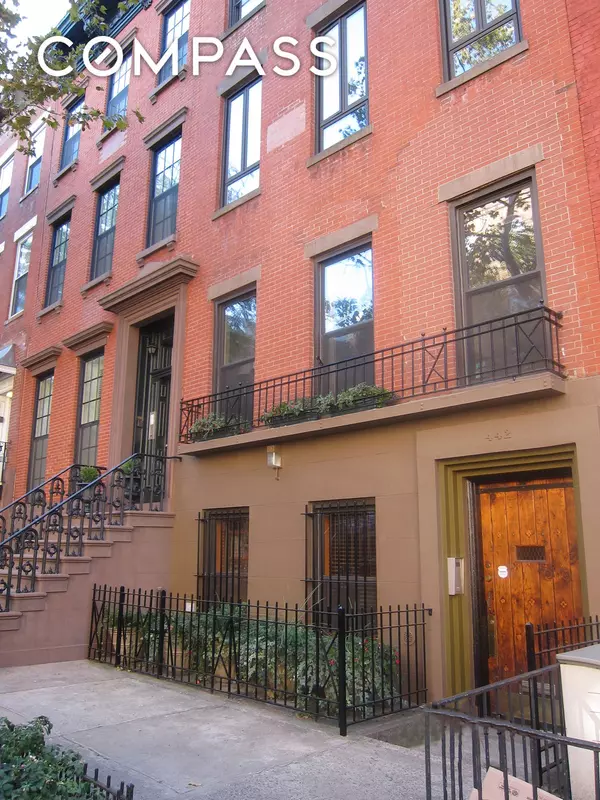 442 W 44th Street, Manhattan, NY 10036