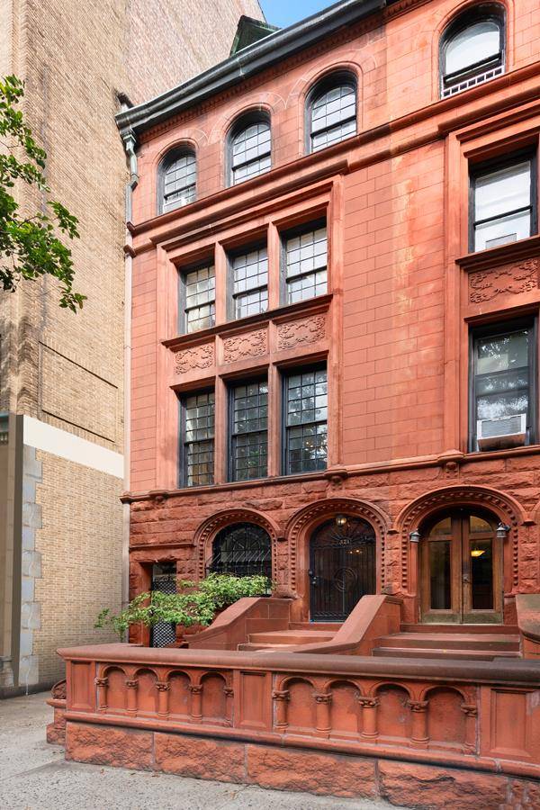 321 W 77th Street, Manhattan, NY 10024