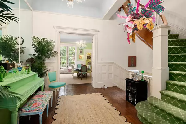 Manhattan, NY 10024,321 W 77th Street