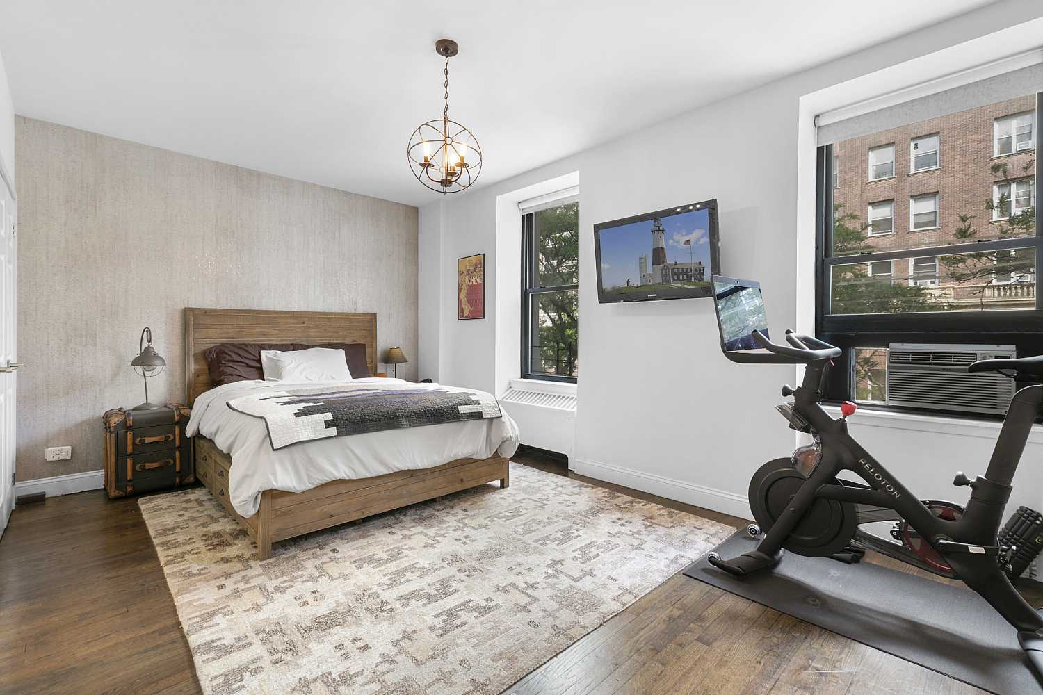Manhattan, NY 10024,425 W END Avenue #3A