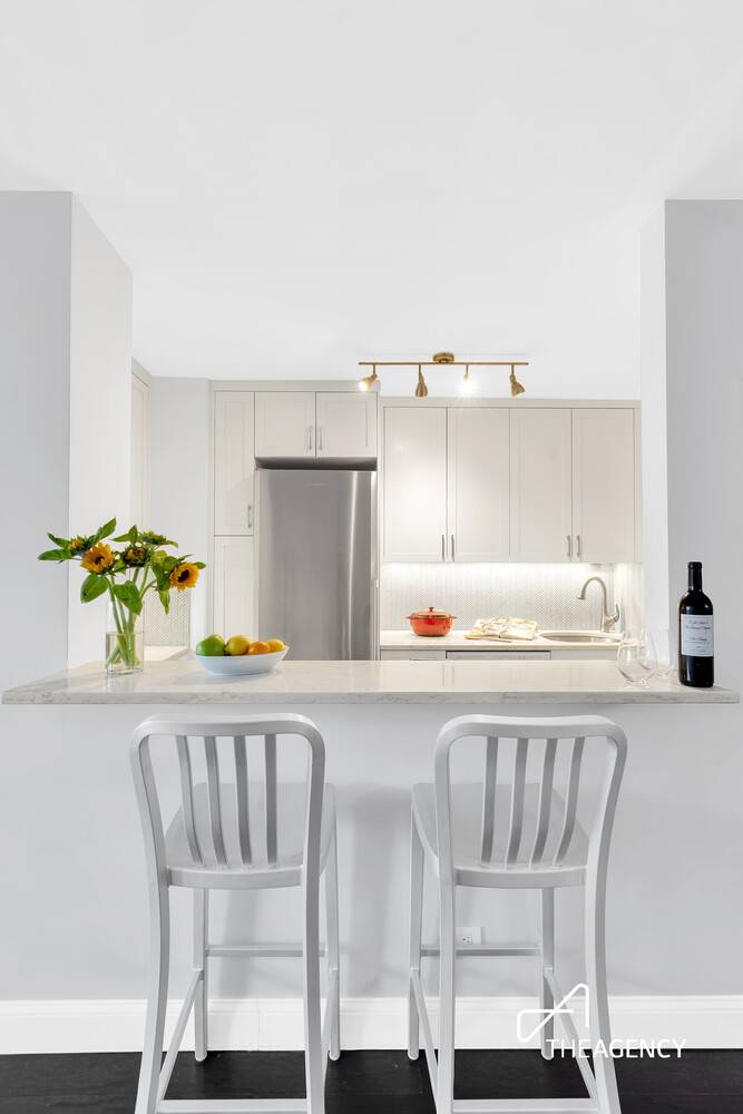 Manhattan, NY 10075,239 E 79TH Street #12A