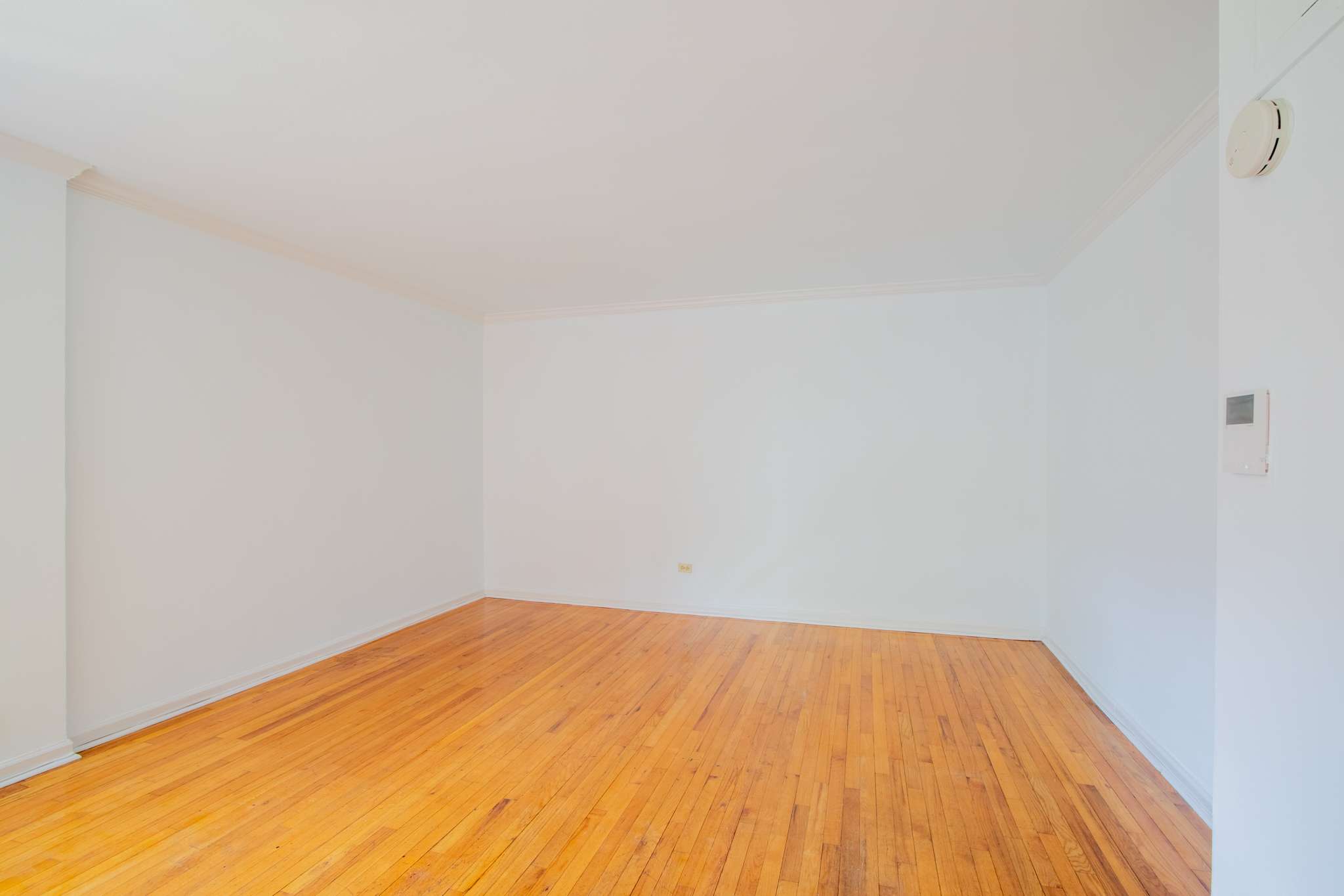 Manhattan, NY 10040,259 Bennett Avenue #5H