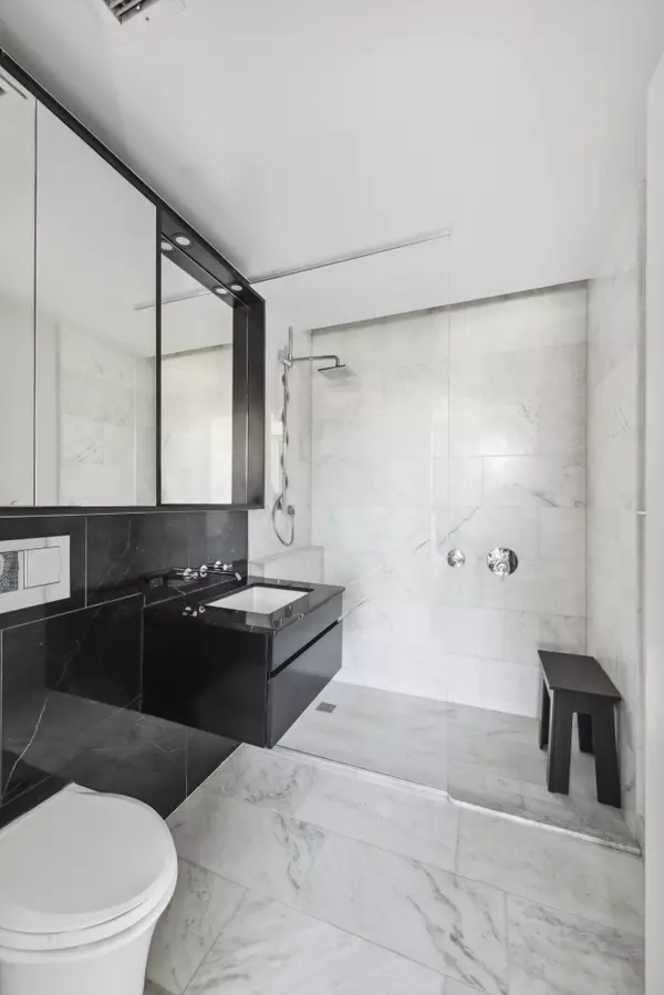 Brooklyn, NY 11222,50 GREENPOINT Avenue #6H