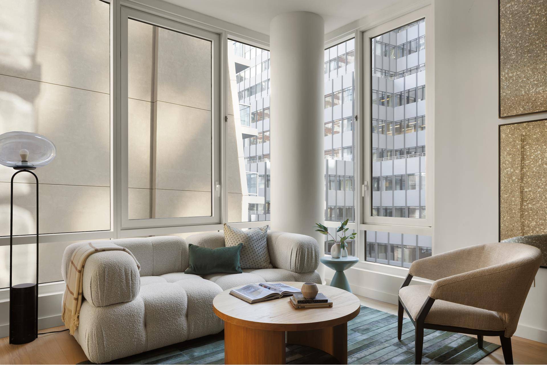 135 E 47TH Street #17D, Manhattan, NY 10017