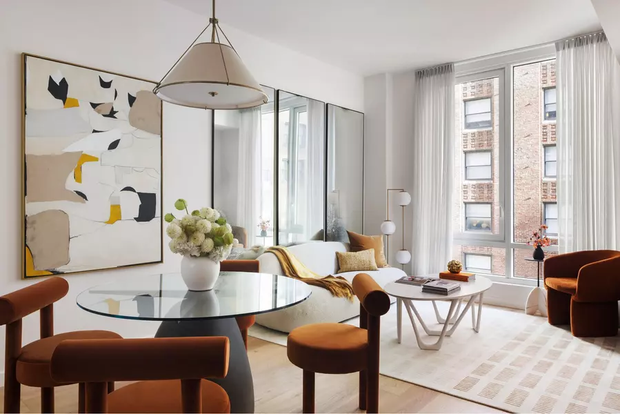 135 E 47TH Street #24B, Manhattan, NY 10017