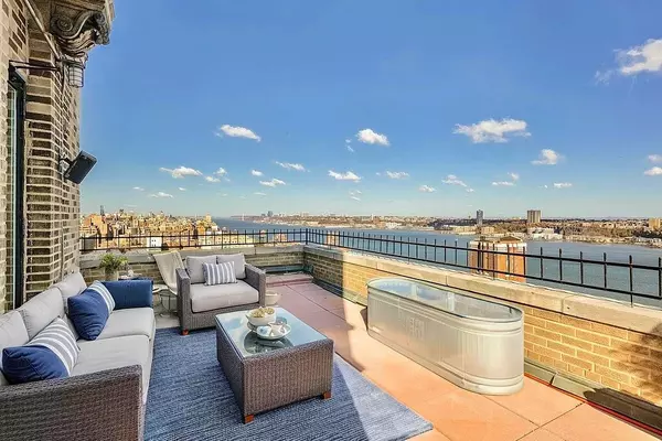 Manhattan, NY 10023,263 W END Avenue #PH22