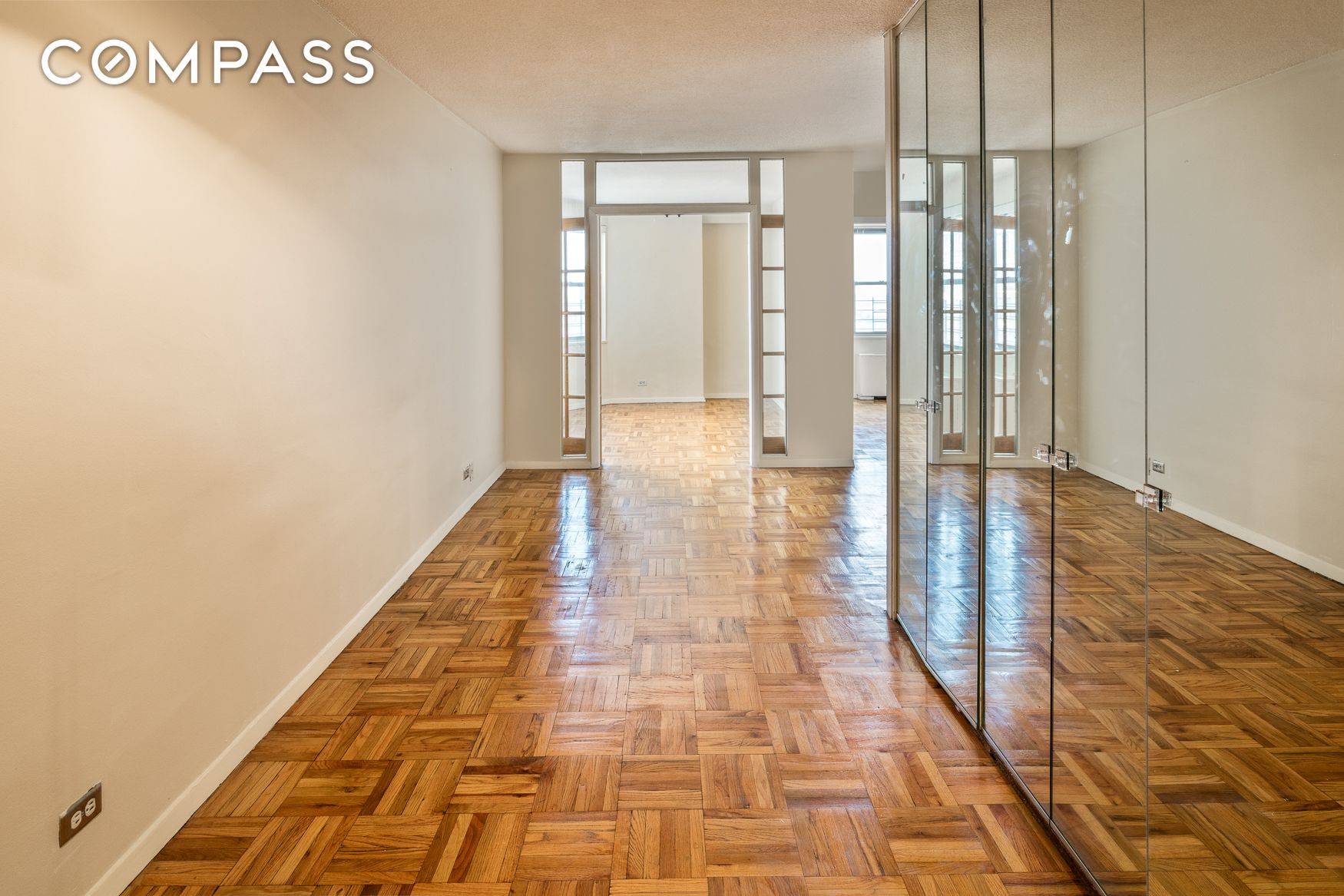 300 E 40th Street #25H, Manhattan, NY 10016
