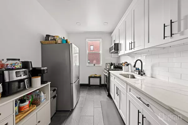 Queens, NY 11378,60-89 54th Street