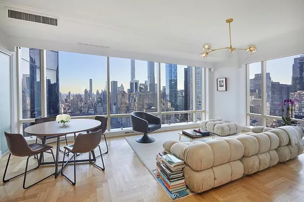1 CENTRAL Park W #40D, Manhattan, NY 10023