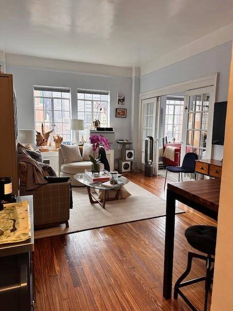 25 TUDOR CITY Place #2104, Manhattan, NY 10017