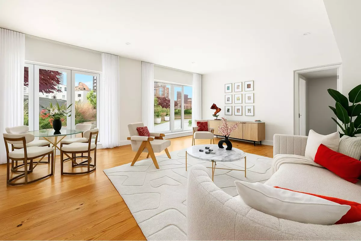 Manhattan, NY 10128,427 E 90TH Street #PENTHOUSE9