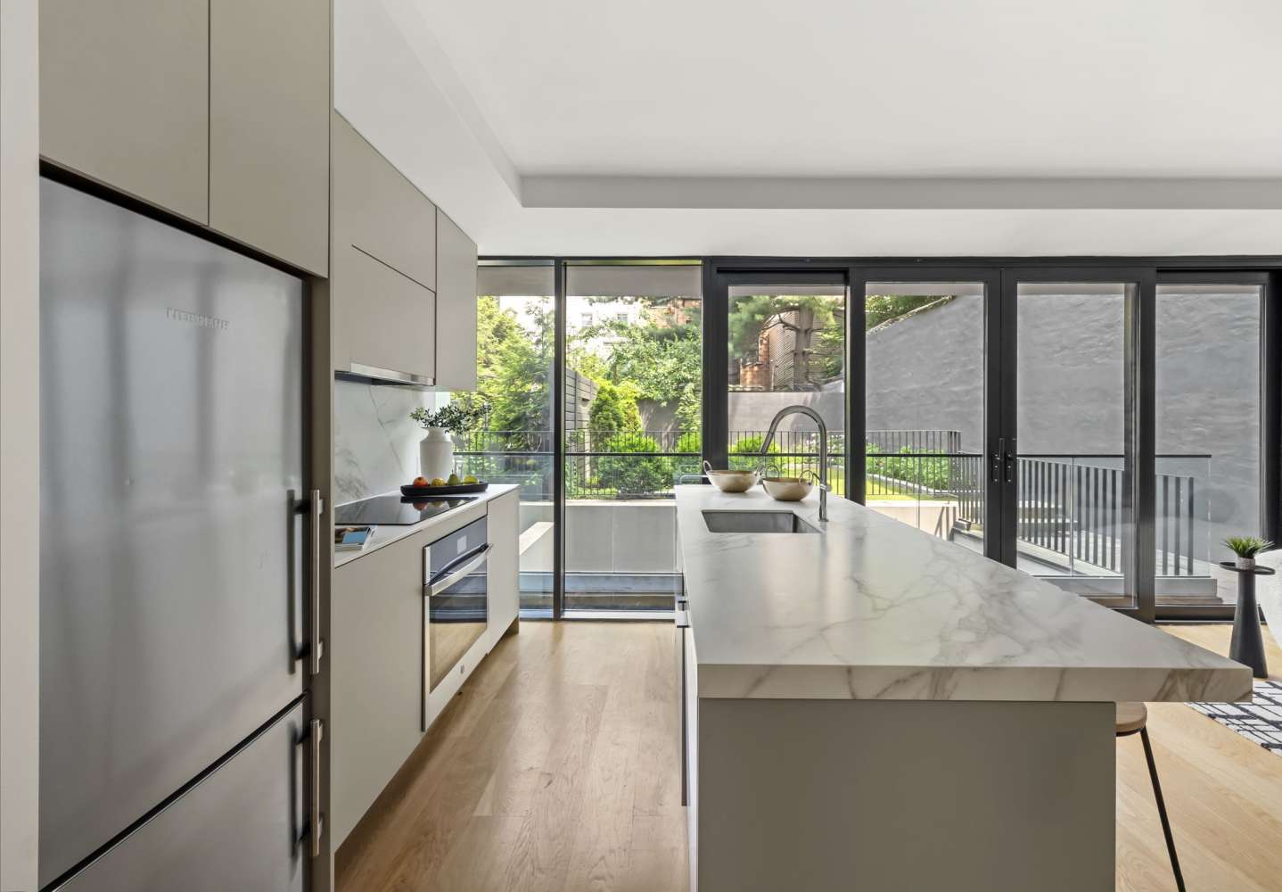 Brooklyn, NY 11222,153 GREEN Street #1B