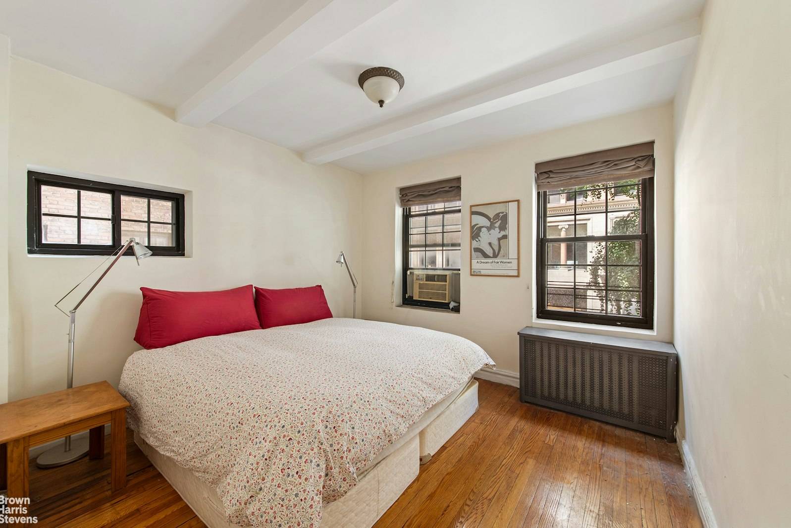 Manhattan, NY 10010,102 E 22ND Street #3B