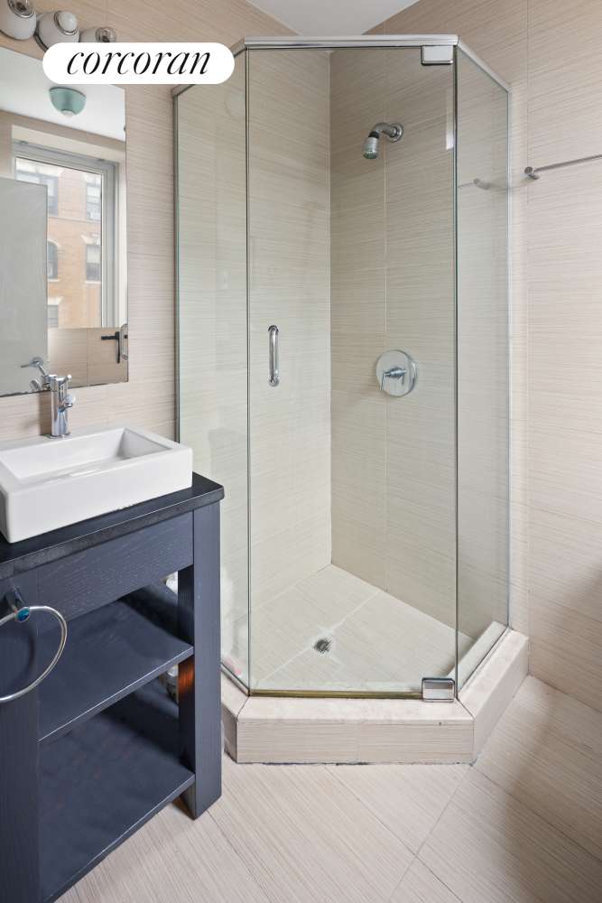 Brooklyn, NY 11249,342 BEDFORD Avenue #4C