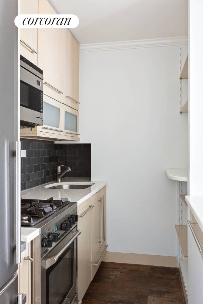 Manhattan, NY 10021,343 E 74TH Street #6F
