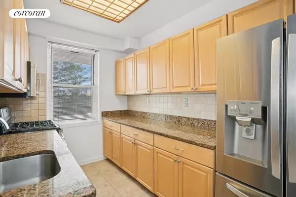 Bronx, NY 10463,2400 JOHNSON Avenue #1K