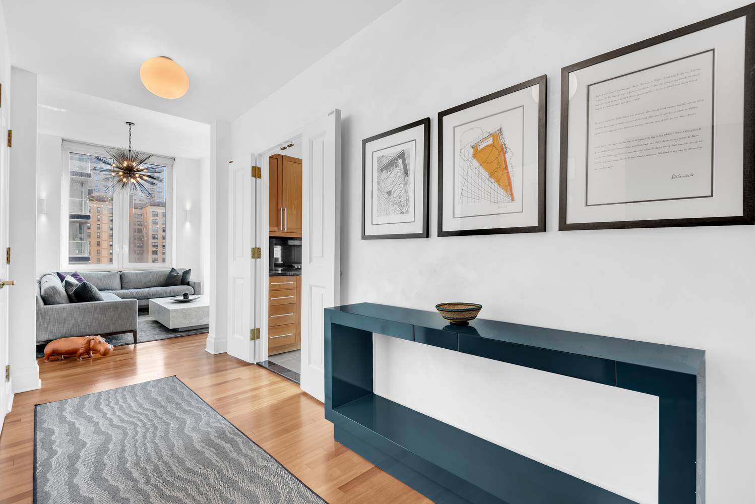 Manhattan, NY 10075,300 E 77TH Street #10D