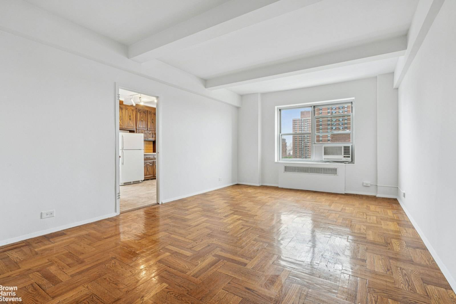 Manhattan, NY 10002,500 GRAND Street #C12A