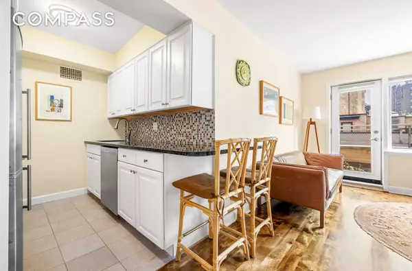 Manhattan, NY 10003,55 E 9th Street #12H