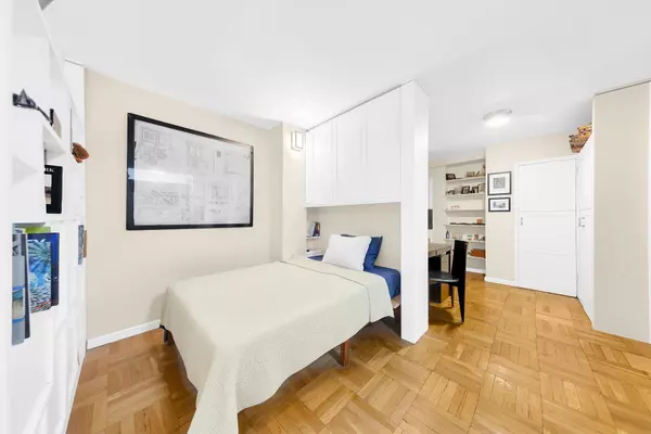 Manhattan, NY 10022,345 E 52ND Street #4A