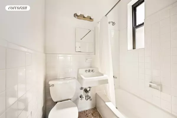 Manhattan, NY 10028,421 E 82ND Street